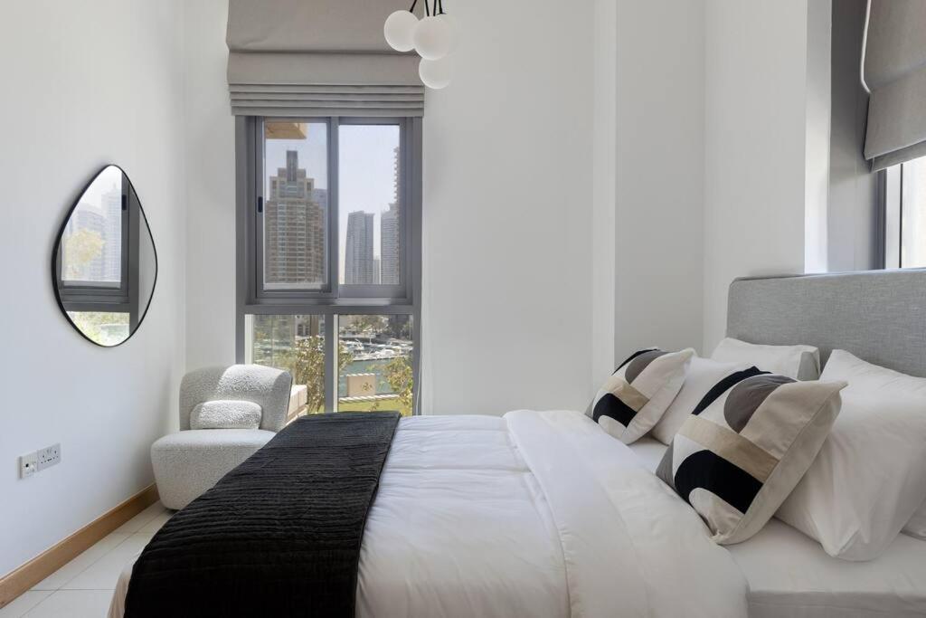 Marina, Two Bedrooms With Full Marina View Appartement *