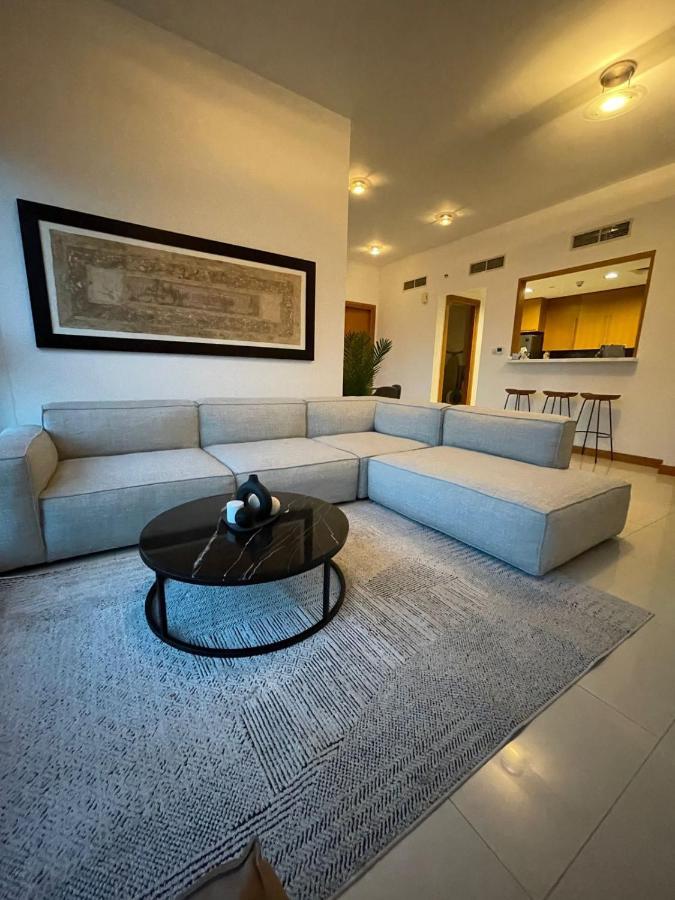 Appartement Marina, Two Bedrooms With Full Marina View *